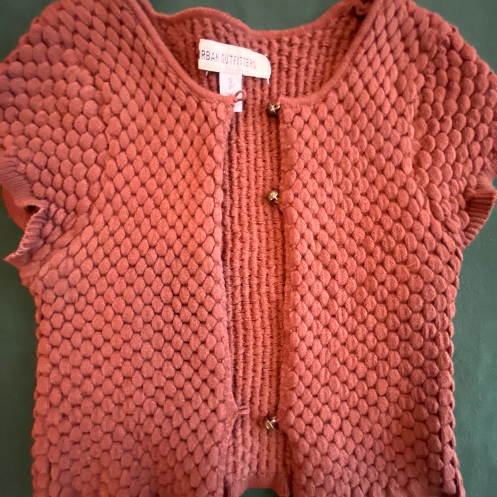 UO Cropped Cardigan